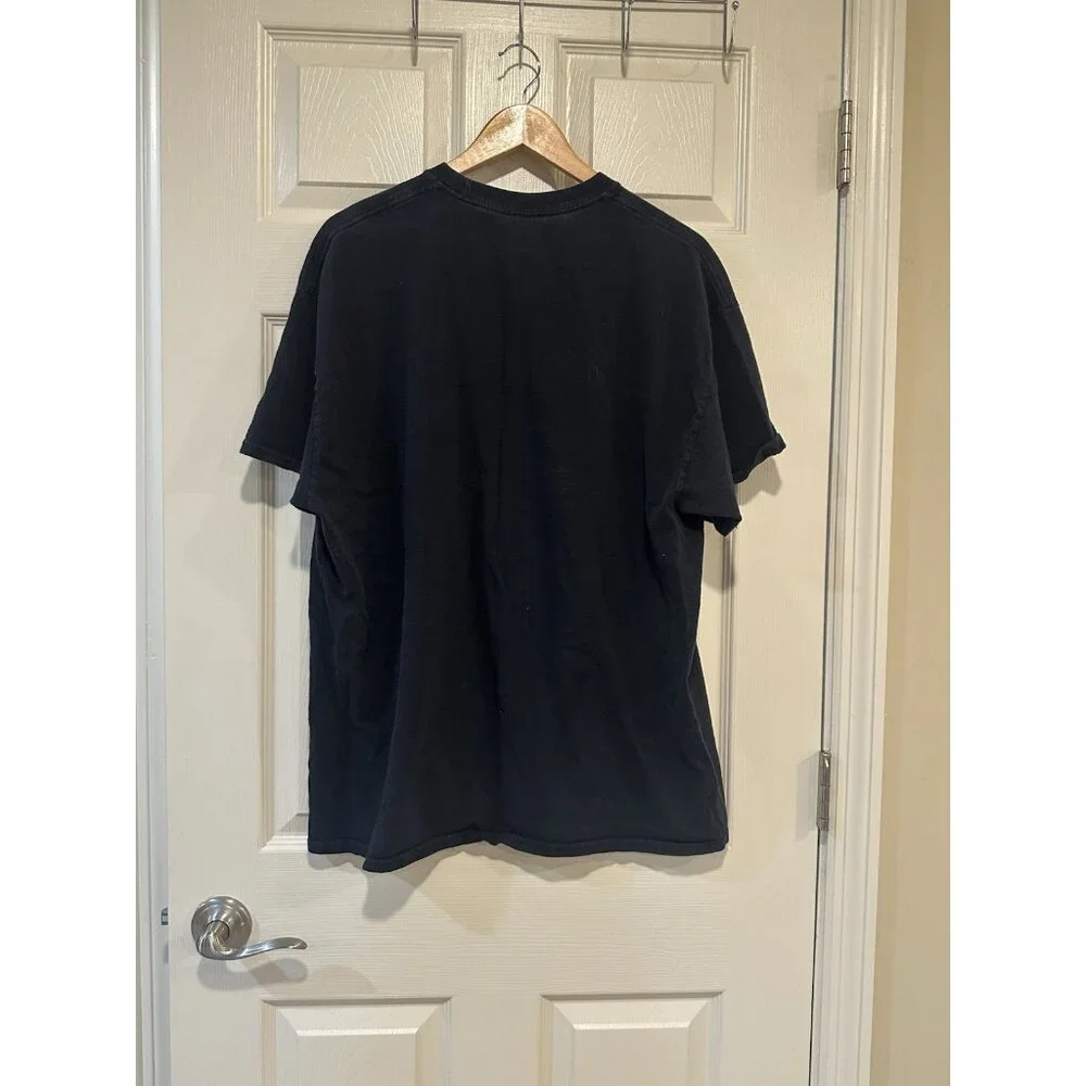 Space Form‎ T Shirt Size XL